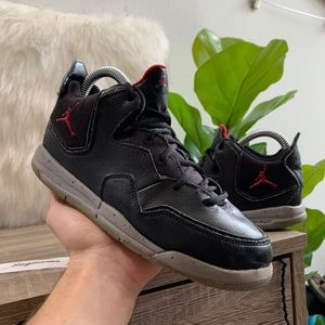Nike Jordan Courtside 23 Preschool Black Red 3Y